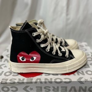 Comme Des Garçons Play Converse size 5 Women